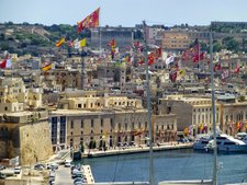 Fahnenmeer in Birgu