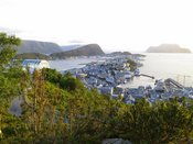 Abends über Ålesund