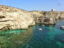 Crystal Lagoon auf Comino