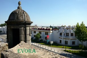 Évora