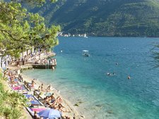 Strand von Perast