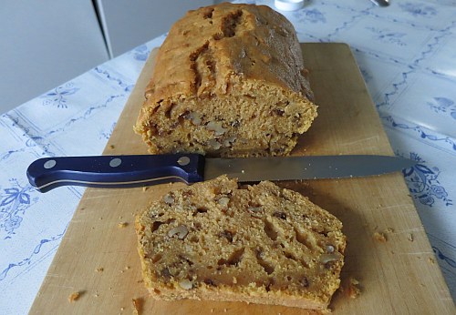 Süßkartoffel-Walnuss-Brot